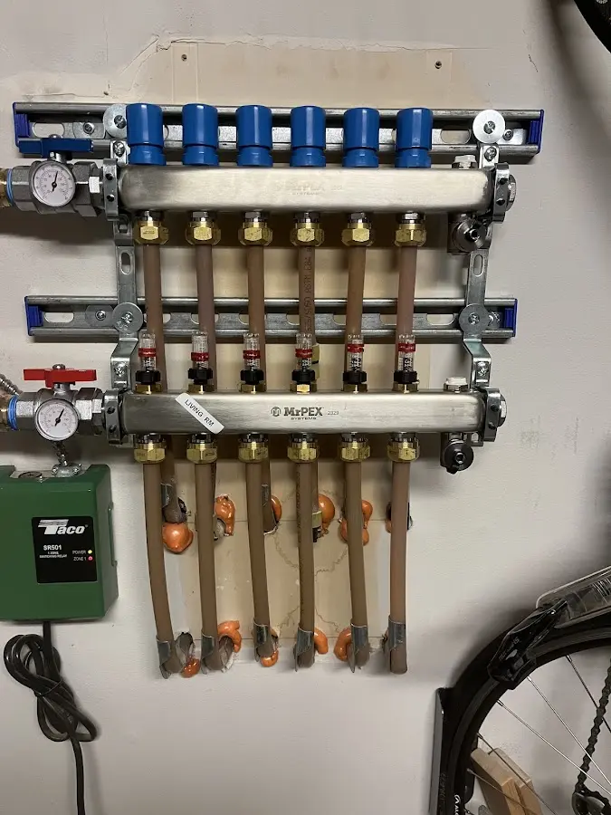 Plumber performing Leak Detection at a residential property in Springfield